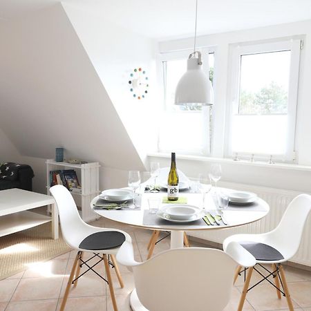 Geschmackvoll Eingerichtete Ferienwohnung Fuer 2 Personen, Verspricht Entspannung Pur. 韦斯特兰 外观 照片