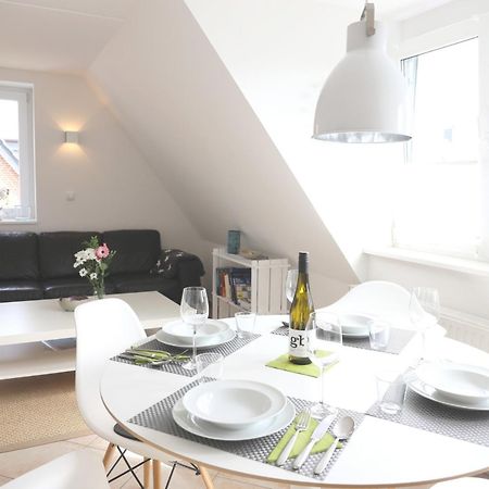 Geschmackvoll Eingerichtete Ferienwohnung Fuer 2 Personen, Verspricht Entspannung Pur. 韦斯特兰 外观 照片